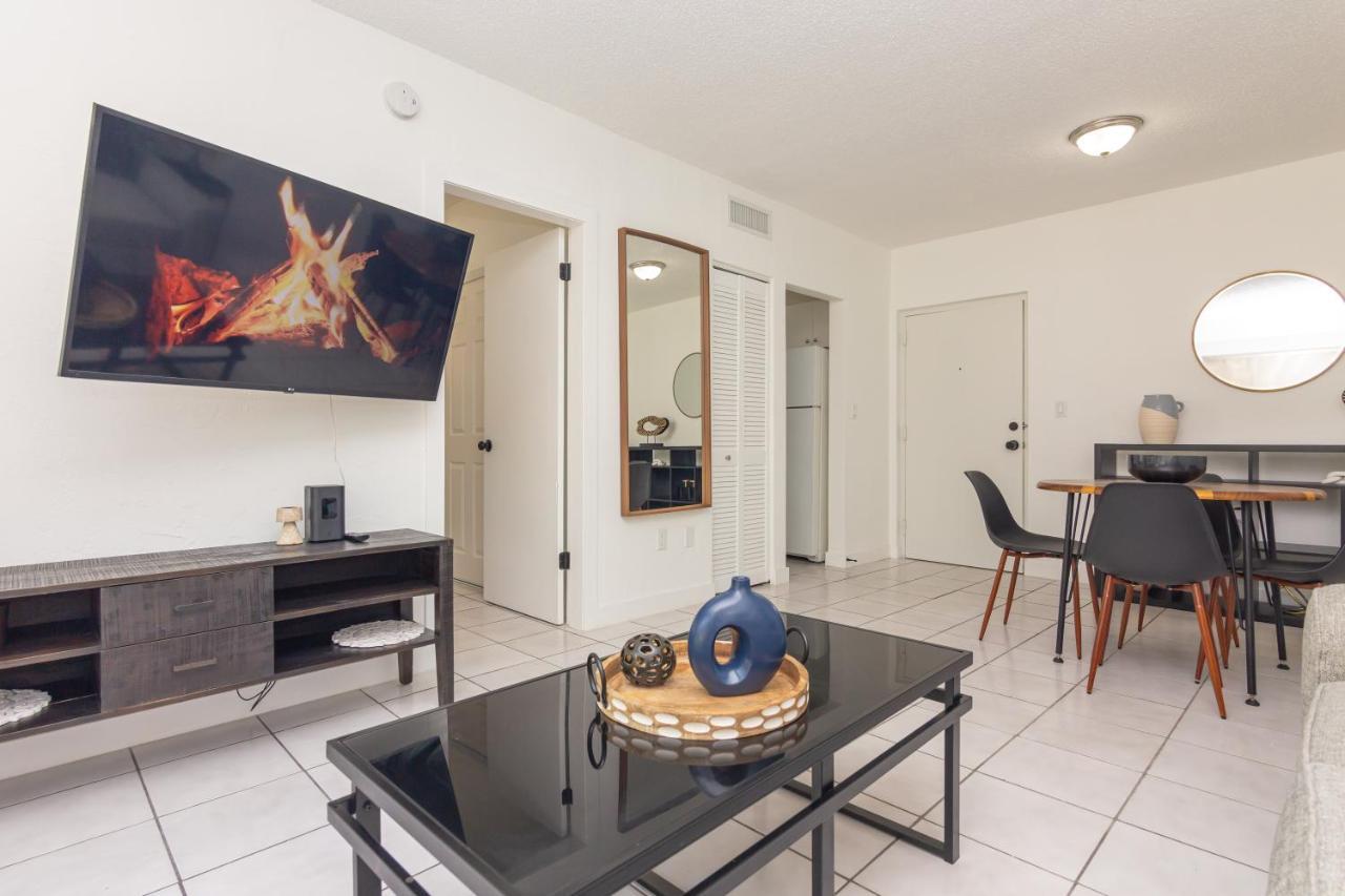 One Bedroom Apartment - With Parking & Balcony - Heart Of Wynwood Miami Exterior photo